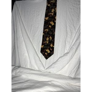 Gildas Club Lola Goldman original artwork 100% imported silk tie 55 1/2"x 3 3/4"